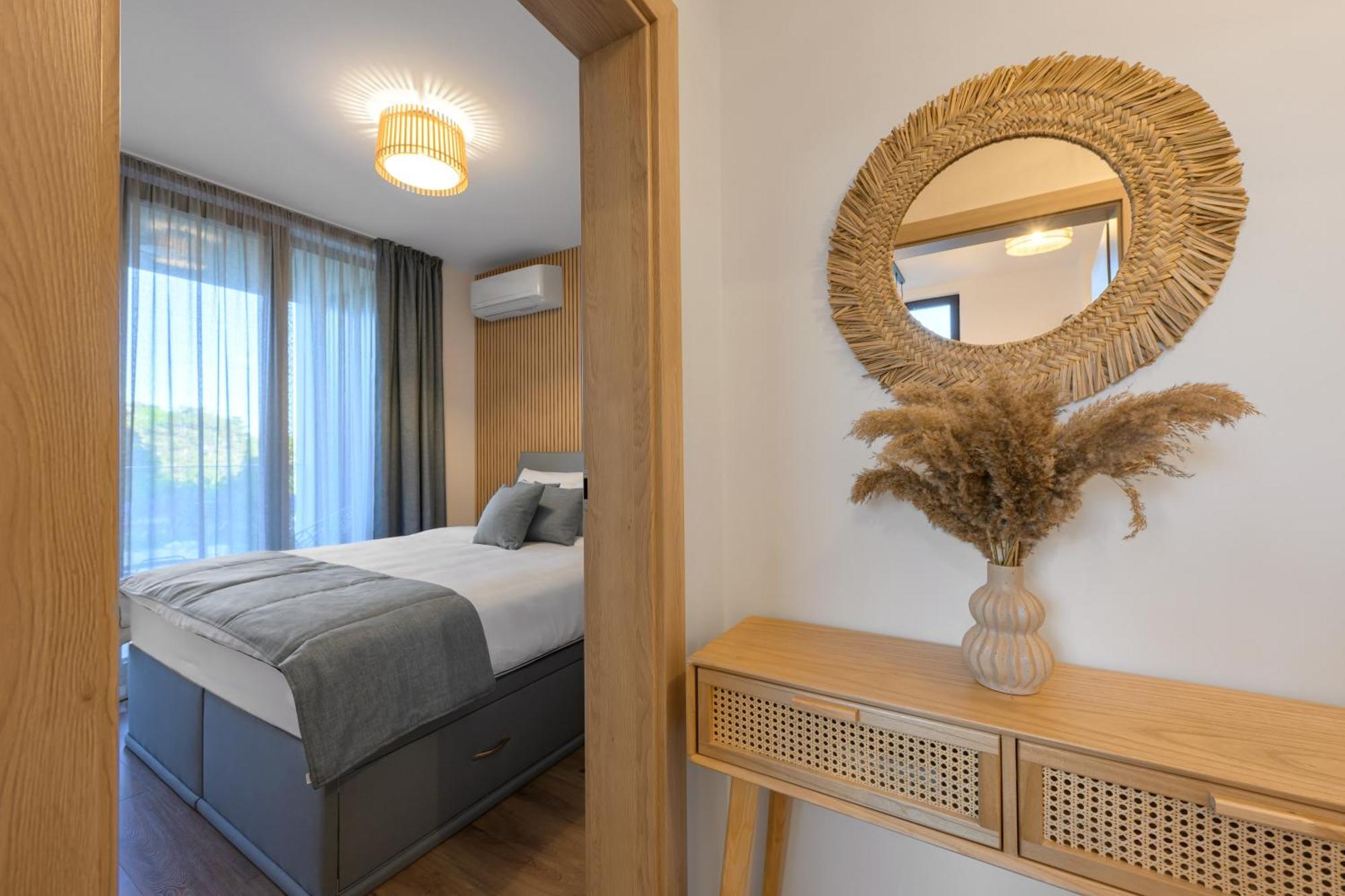 Boho Sea View One-Bedroom Pool & Spa Apartment Saints Constantine and Helena Exterior foto